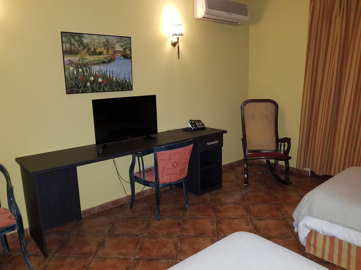 Hotel Rey Sancho IV Сантистебан-дель-Пуэрто Экстерьер фото